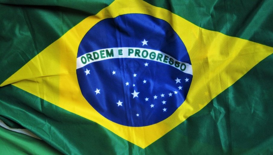 103586_brazilian-flag-1420482-1920_f