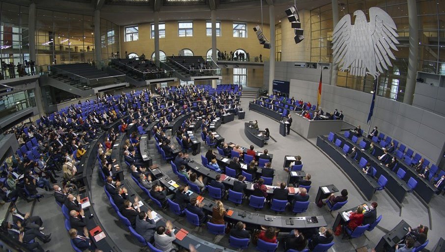 172613_bundestag_f