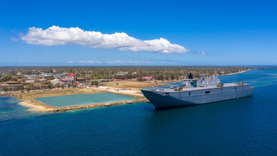 187447_hmas-adelaide-foto-twitter-senator-patrick-9q4-nhqn_f