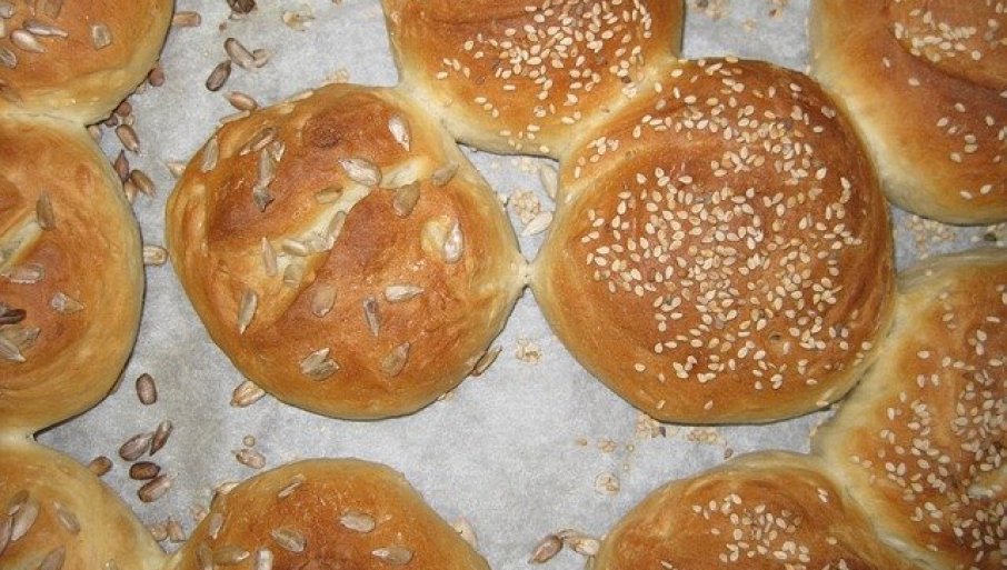 405233_bun-11558-640_f
