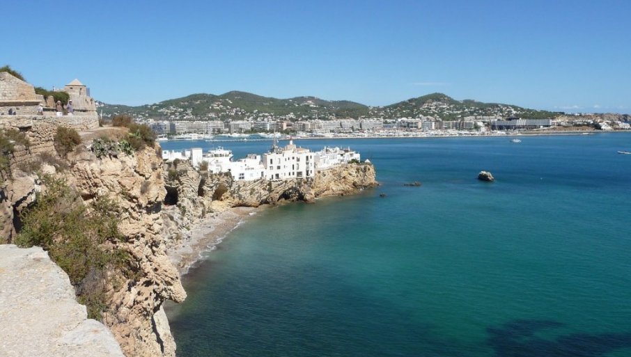 609612_ibiza-688172-1280_f