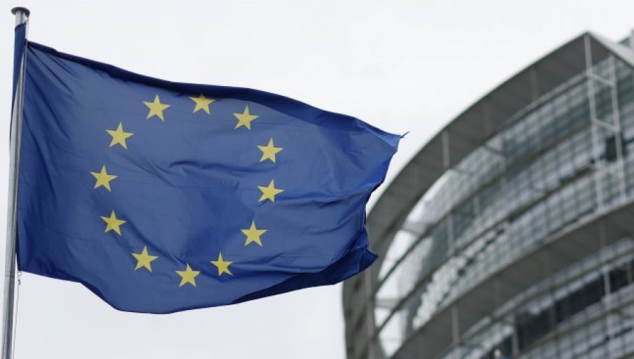 450528_12092023strazburevropskiparlamentzastave_f-2