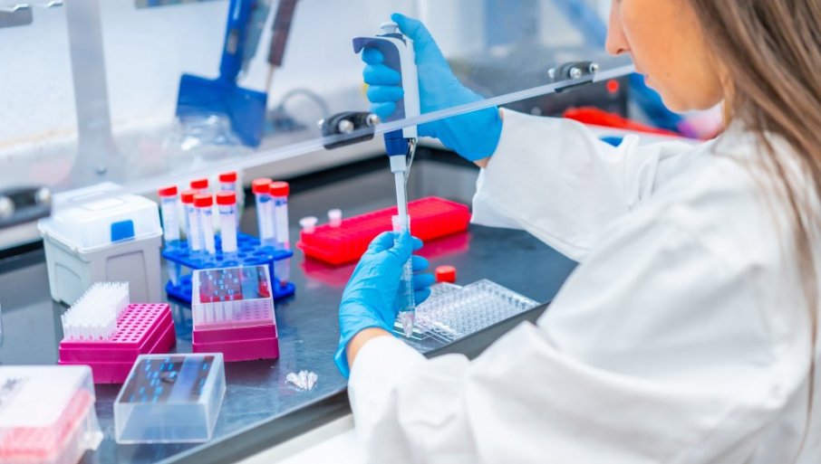 520031_shutterstock-2388114563_f