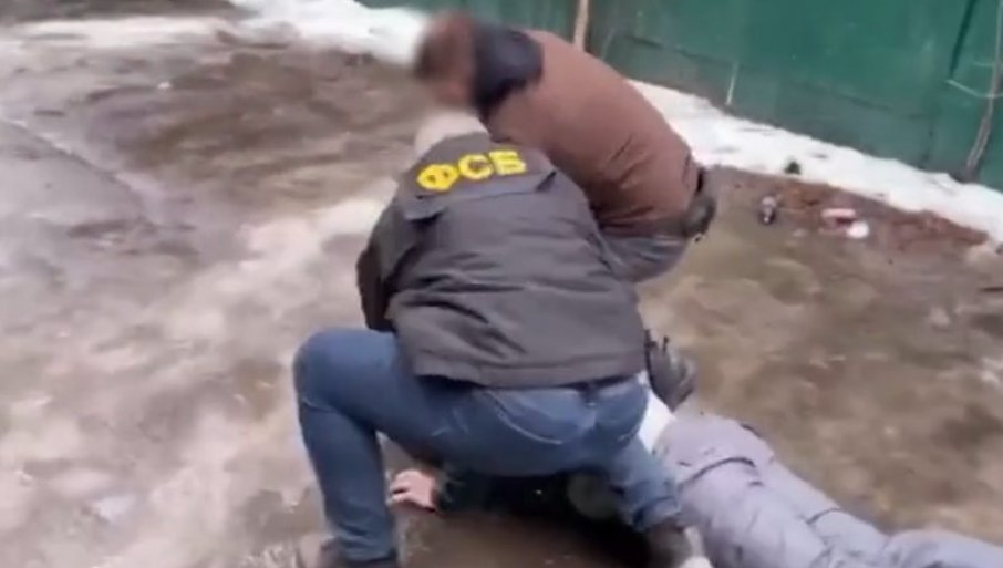 568317_fsb_f