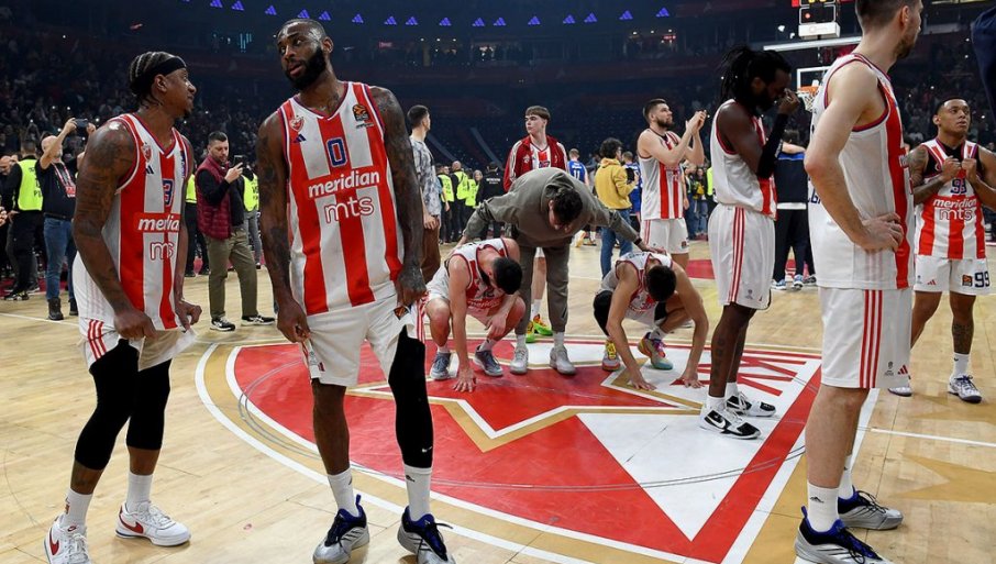 587717_kosarkazvezda-efes26_f