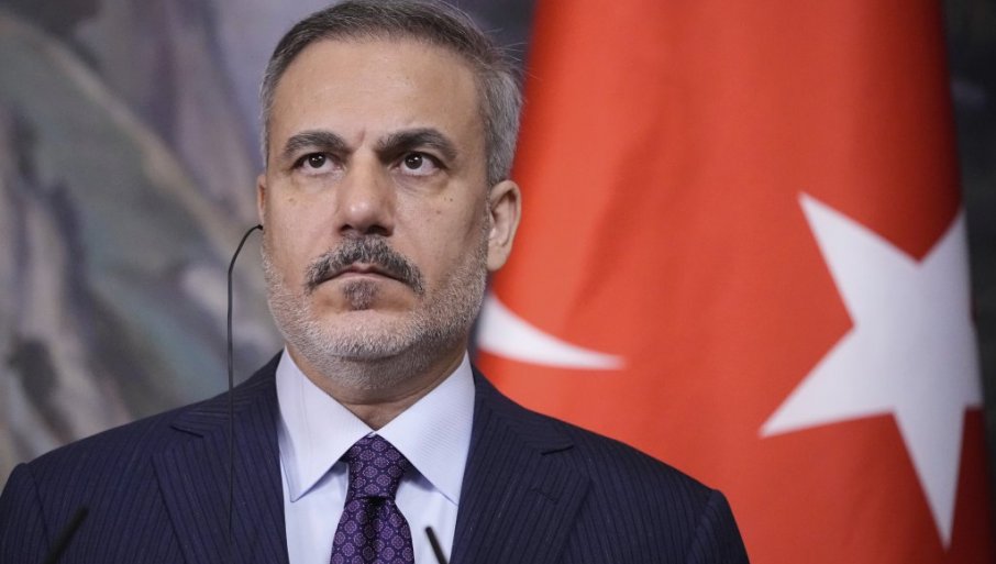 611832_tan2025-05-2713312503-6_f-1