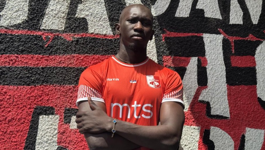 618745_0-02-05-fde15007626b0e42ff84e0c4681c7d737586f219a7e49864f83511e8ccd4f0fb-8d2d115372fa9f4d_f