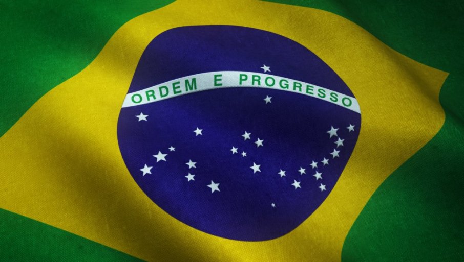 619231_realistic-shot-waving-flag-brazil-with-interesting-textures_f