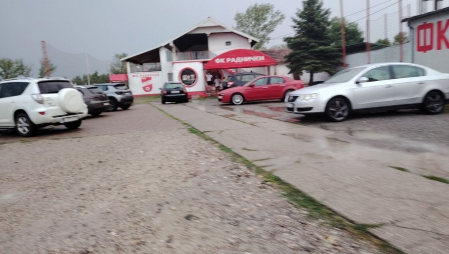 620759_0-02-05-0e582a462cec1a96dc5451a0da0312e63dc850cc47493ac0563706f29bb667d1-9da8fb7088404388_f