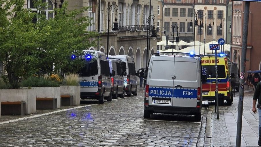 621539_poznanje-policija_f-1