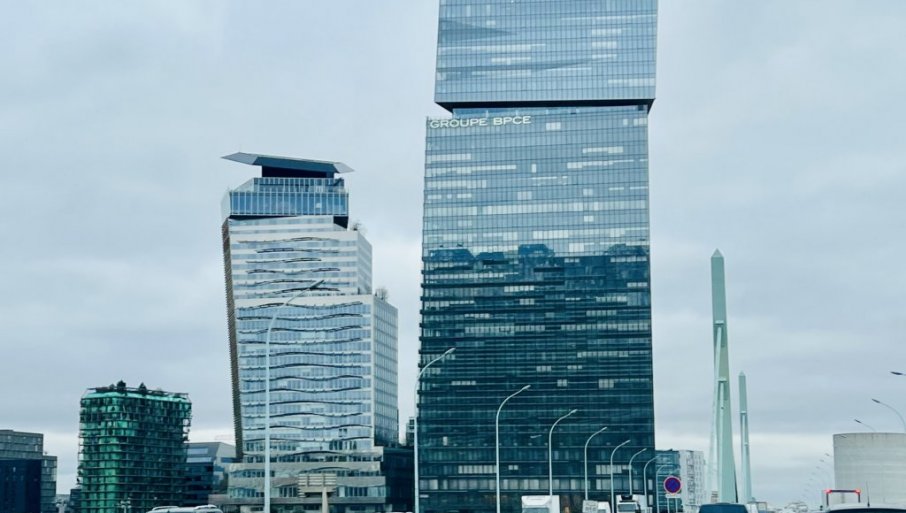 645331_pariz-neiskoriscena_f