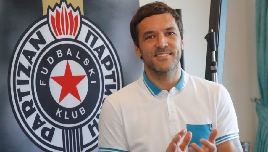 121290_stojkovic-vl-oprostaj-17968-01_f