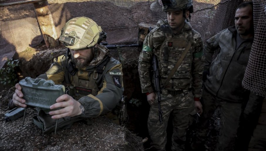 541565_tan2024-11-0110254072-5_f