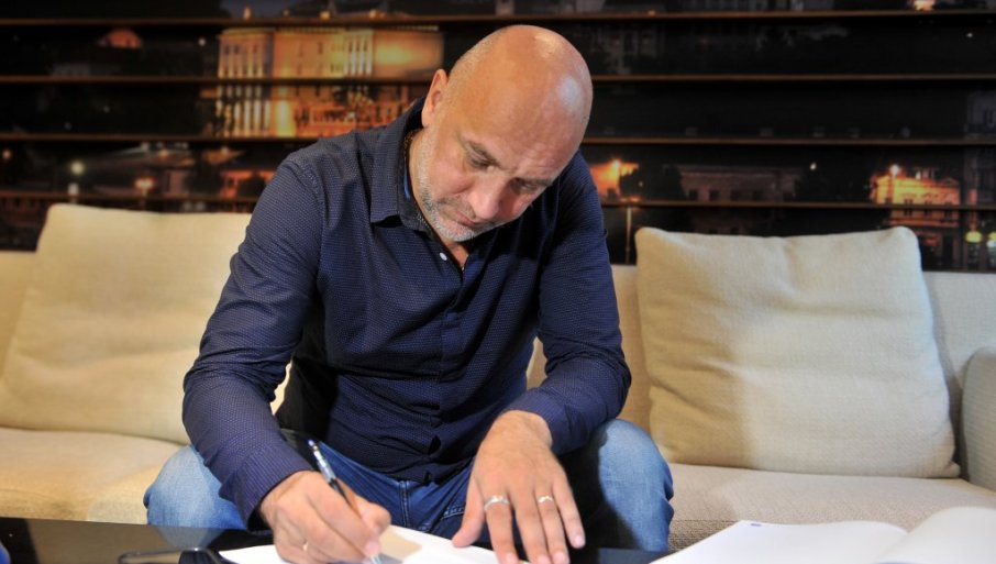 619273_zaharijeprilepin0424082018_f