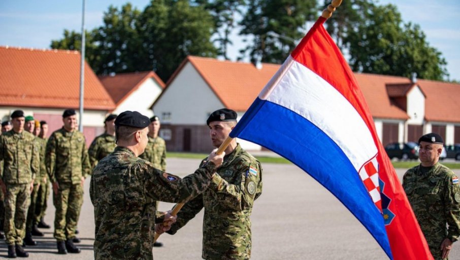 620045_114224-hrvatska-vojska-foto-shutterstock-ig_f