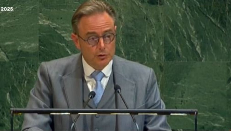 650973_bard-de-vever_f