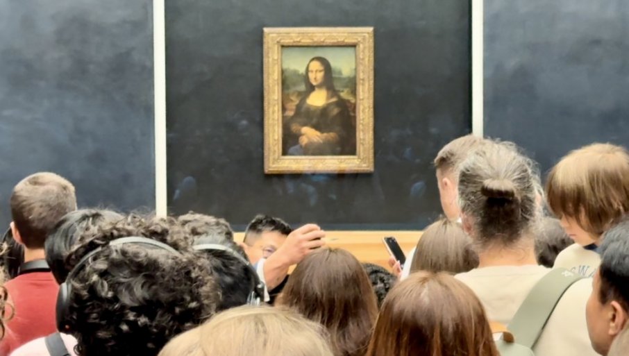 649272_luvr-monaliza_f