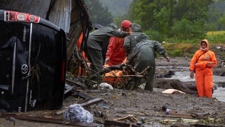 652540_tan2025-11-2810552065-0_f