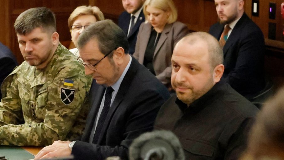 653130_tan2025-11-3017313718-3_f