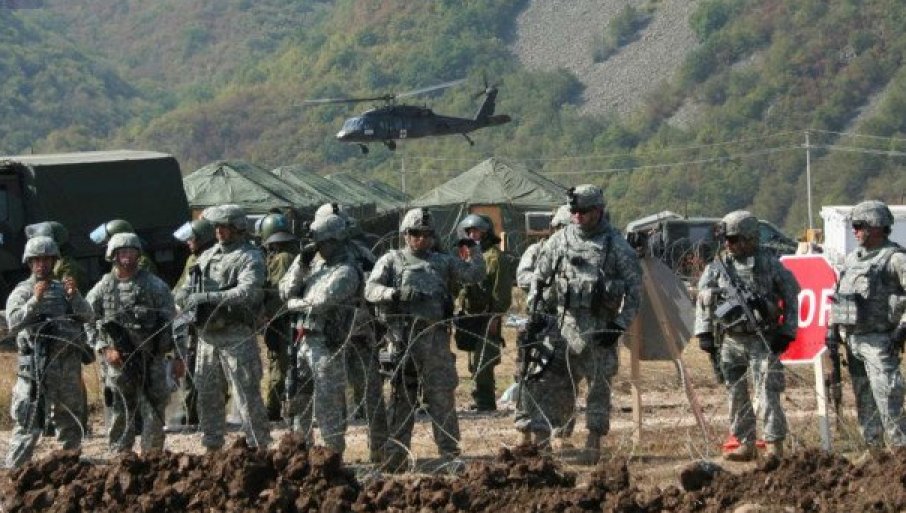 10704_americki-kfor6_f