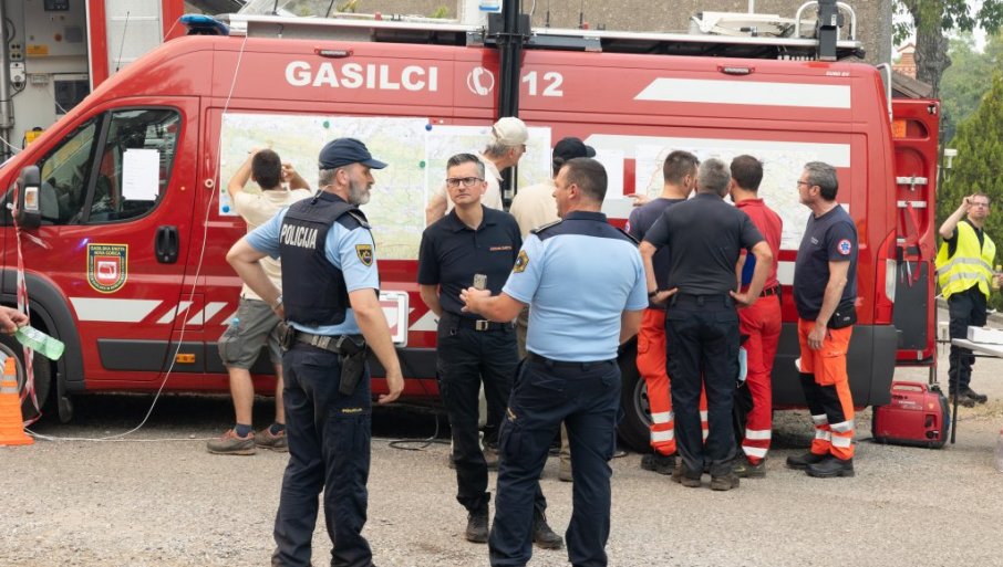 250380_tan2022-7-22-19308252-0_f