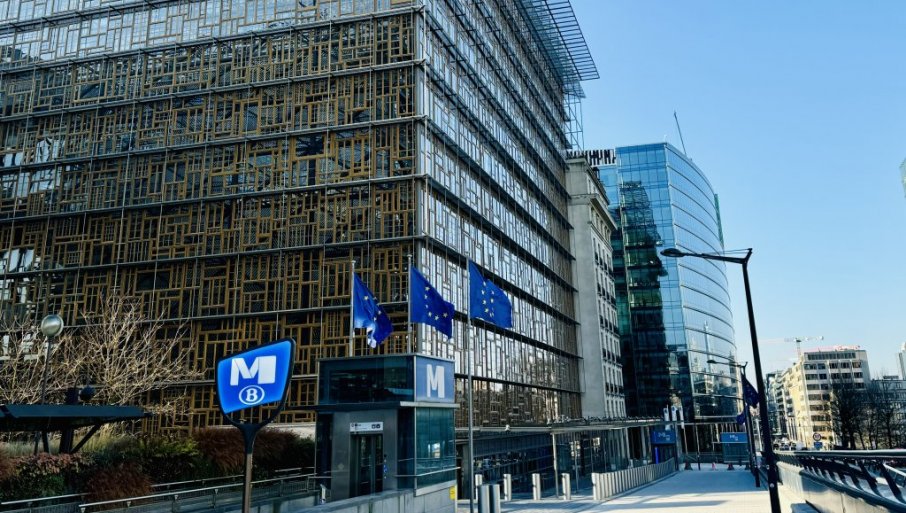 660810_evropski-savet_f