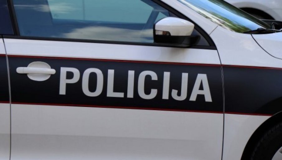 495074_policija_f-2