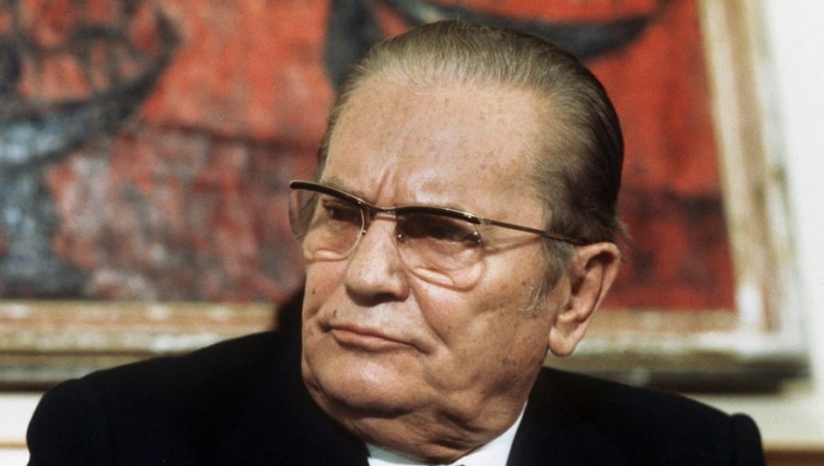 543699_103962-24729-tito-orig-orig_f