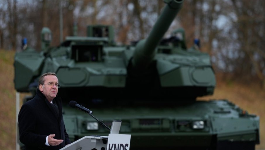 658184_tan2025-11-1916502038-4_f-1