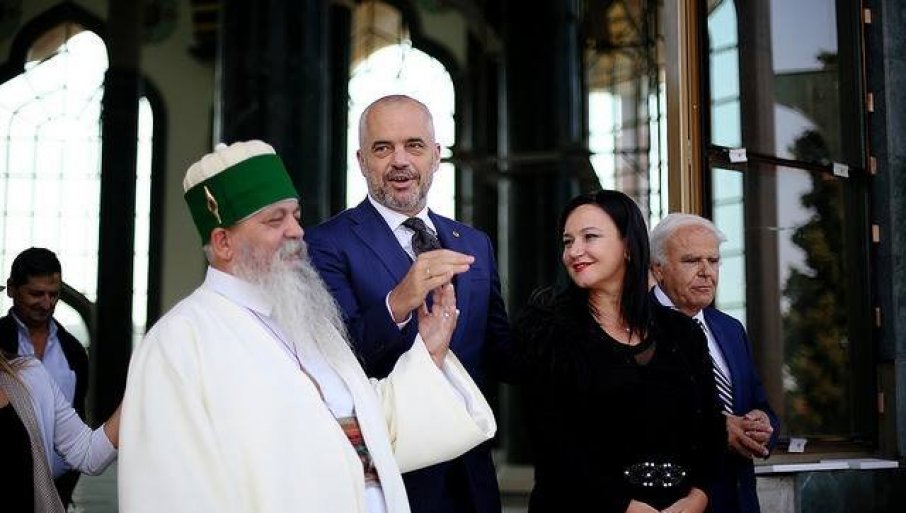 670338_rama-i-baba-fb_f