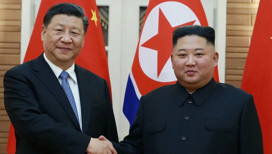 115362_get-thumbs-on-fly-3_f