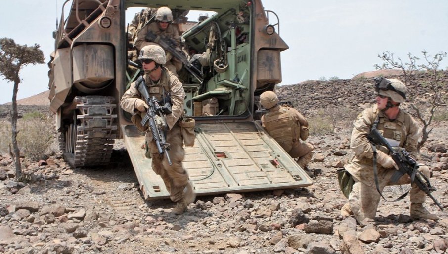 373557_1st-platoon-alpha-company-1st-battalion-9th-marine-regiment-24th-meu-djibouti-2010_f