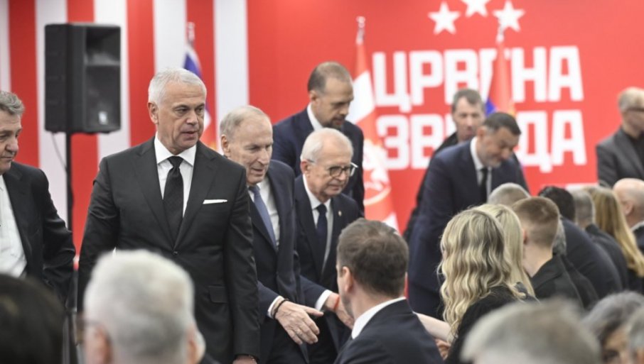 677666_0-02-05-879ea98920c46be82923d3c83457def0d937612291de4241c9b941dcdeb91509-957e232d7a0eea86_f